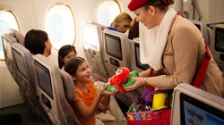 Soutěž s Emirates o 15 dárkových balíčků pro malé cestovatele