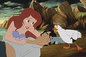 Ariel zachránila princi život a bezhlavě se do něj zamilovala