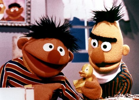 Ernie a Bert jsou vtipná dvojka